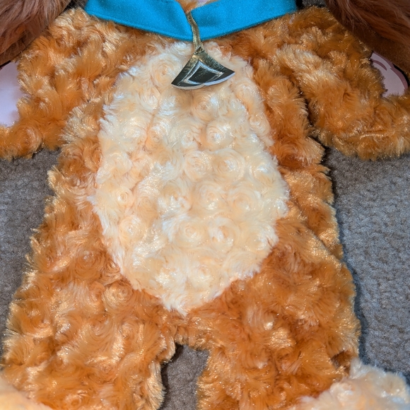 Disney Shellie May Lady Outfit - Picture 3 of 6